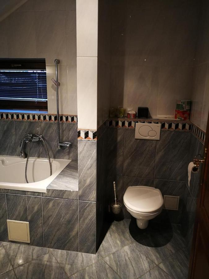Hotel Mladost Lipany Extérieur photo